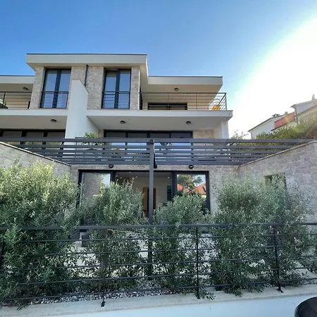 Apartment Emp Luxury