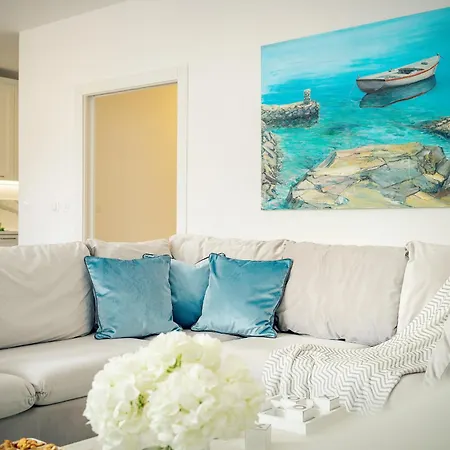 Apartamento Emp Luxury *