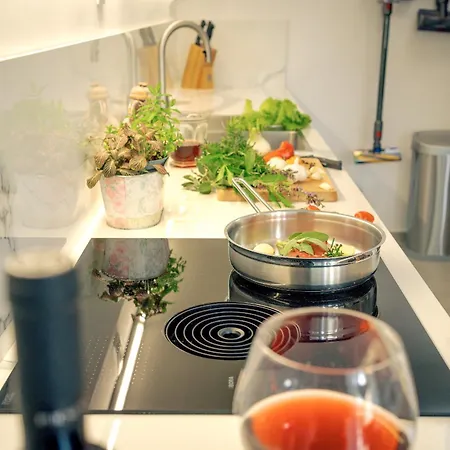 Emp Luxury Apartamento *