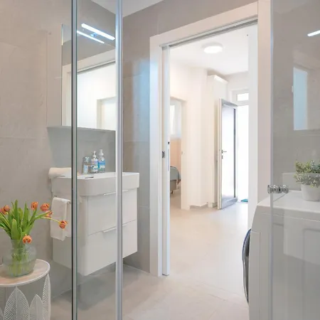 Emp Luxury * Jelsa (Hvar)