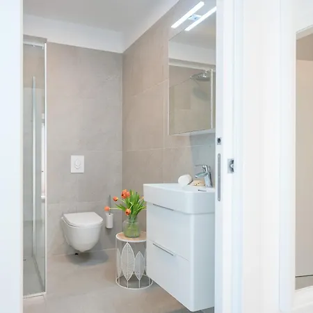 Apartment Emp Luxury