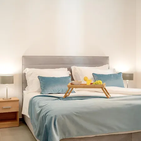 Apartamento Emp Luxury *