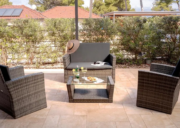 Emp Luxury * Jelsa (Hvar)